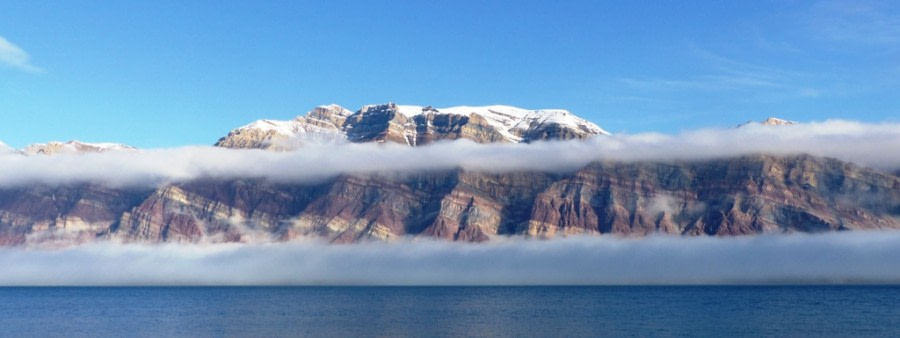 HDS10X22, Day 7, Day 7 Striped mountain in fog stripes long © Unknown photographer - Oceanwide Expeditions.JPG