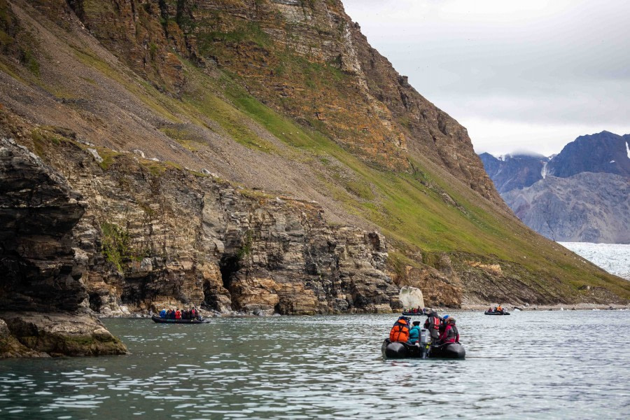 OTL11-22, Day 2, Fjortende Julibukta_WKR51084 © Werner Kruse - Oceanwide Expeditions.jpg