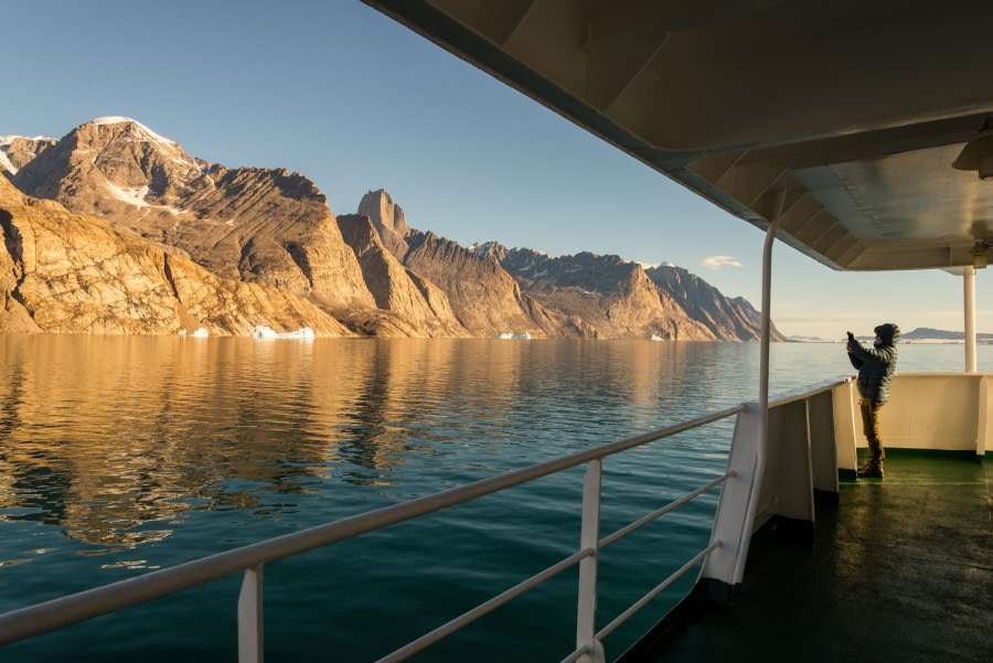 Øfjord, Grundtvigskirken and West Milneland