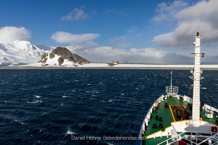 Half-Moon Island and Deception Island ships cruises