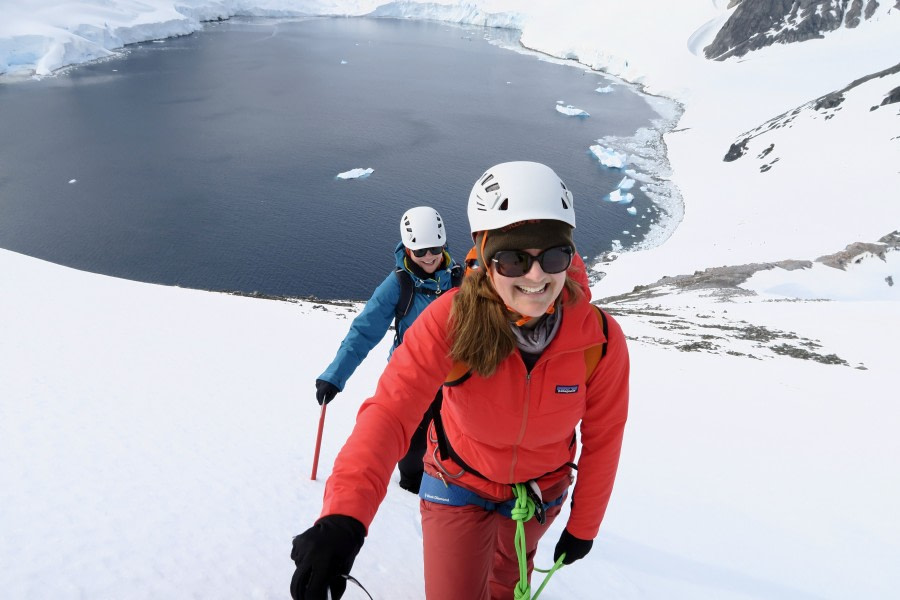 HDS25-23, Mountaineering 1 January 2023 01-01 SpigotPeak (3) © Massimo Candolini - Oceanwide Expeditions.JPG