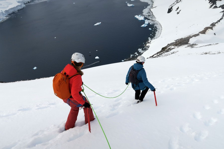 HDS25-23, Mountaineering 1 January 2023 01-01 SpigotPeak (5) © Massimo Candolini - Oceanwide Expeditions.JPG