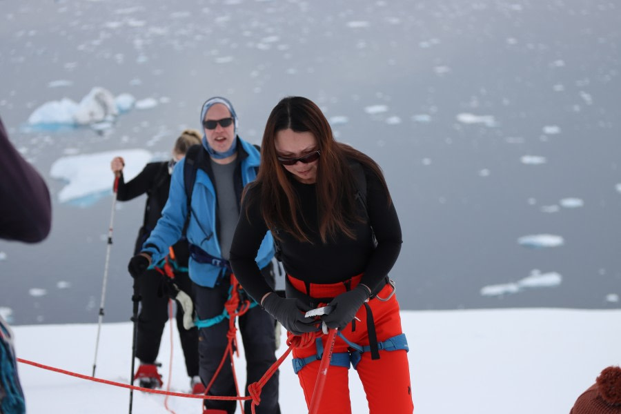 HDS25-23, Mountaineering 28 December 2022 Neko03 - Massimo © Massimo Candolini - Oceanwide Expeditions.JPG