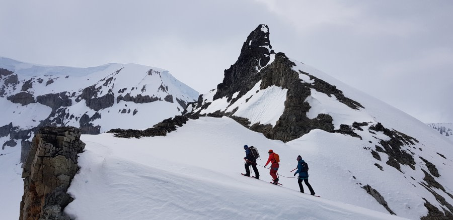 HDS25-23, Mountaineering 31 December 2022 Sable Peaks 02 - Robin Beadle © Robin Beadle - Oceanwide Expeditions.jpg