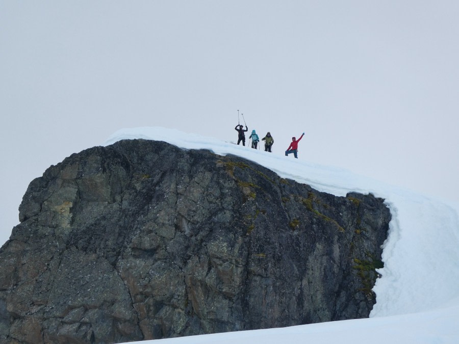 PLA26-23, Mountaineering P1001933 © Unknown Photographer - Oceanwide Expeditions.jpeg