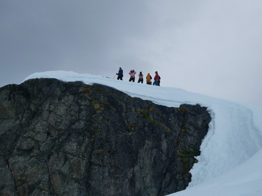 PLA26-23, Mountaineering P1001942 © Unknown Photographer - Oceanwide Expeditions.jpeg