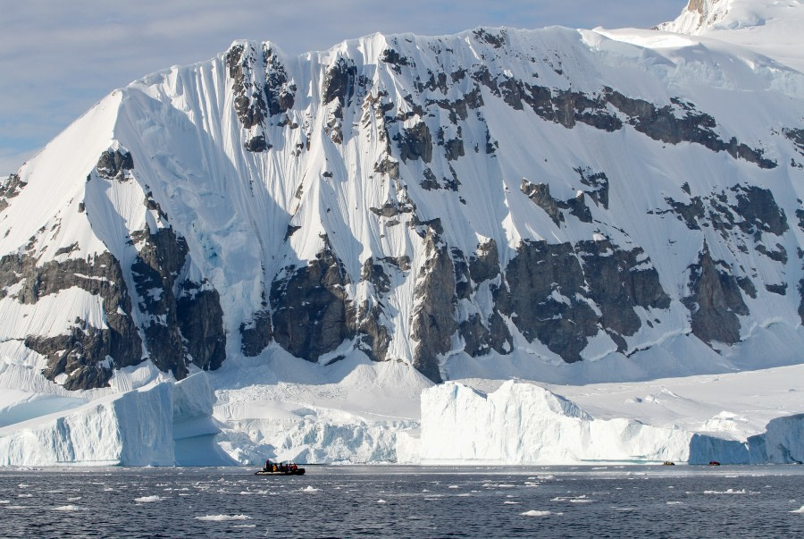 HDS28A23, Day 4, Danco - Felicity J-5 © Felicity Johnson - Oceanwide Expeditions.jpg