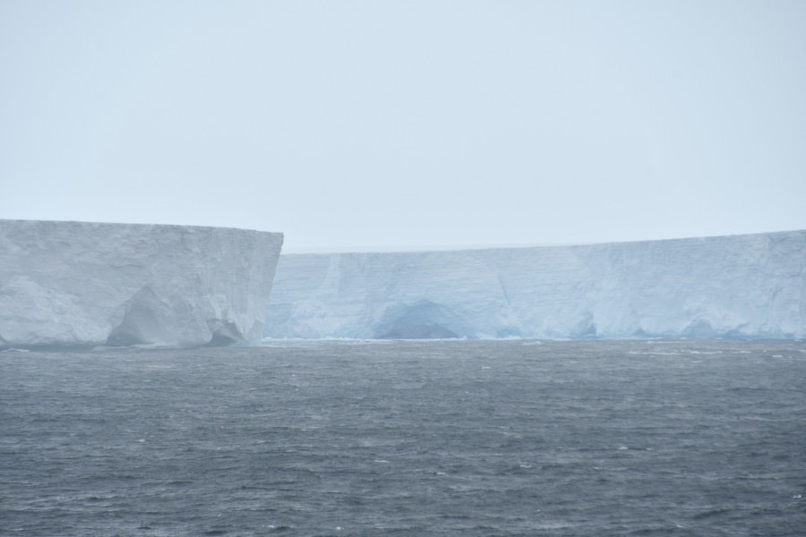 At sea towards South Georgia and Iceberg A76a