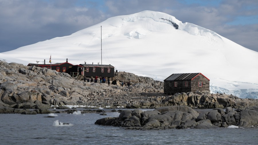 Paradise Bay and Port Lockroy/Jugla