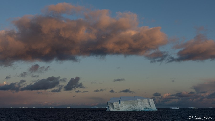 OTL28-23, Day 21, Sunrise 1 © Sara Jenner - Oceanwide Expeditions.jpg