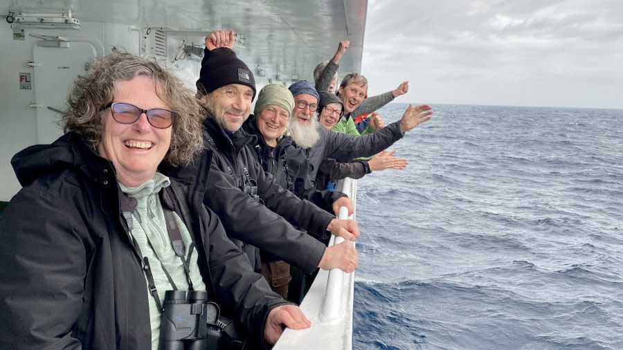 HDS34-23, Day 13, meikesjoer-happypaxseeingtristan © Meike Sjoer - Oceanwide Expeditions.jpg