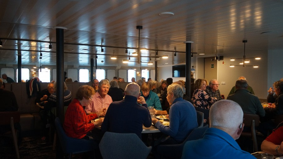 Dining room, Plancius, DSC00375 © Jess Owen - Oceanwide Expeditions.JPG