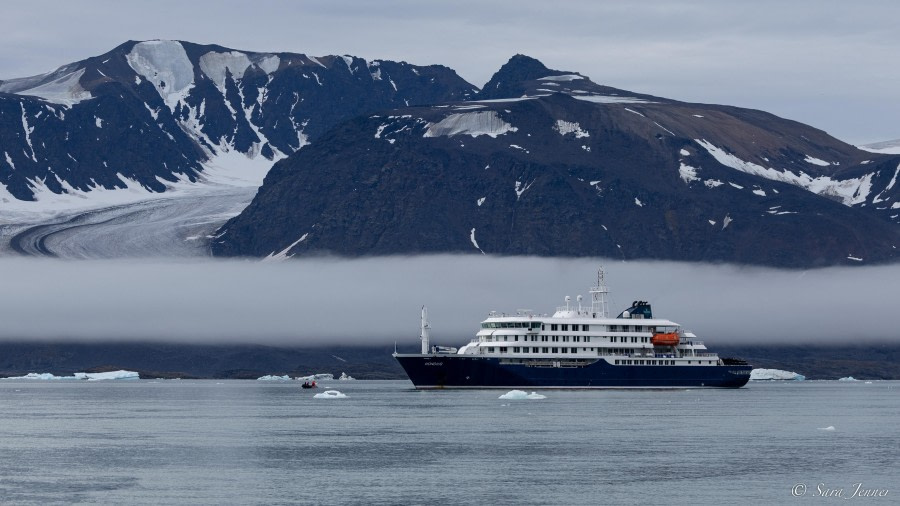 HDS10x23, Day 4, Hondius © Sara Jenner - Oceanwide Expeditions.jpg