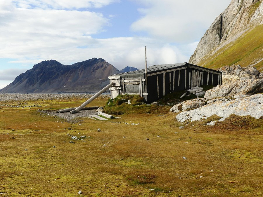 Burgerbukta and Gnålodden