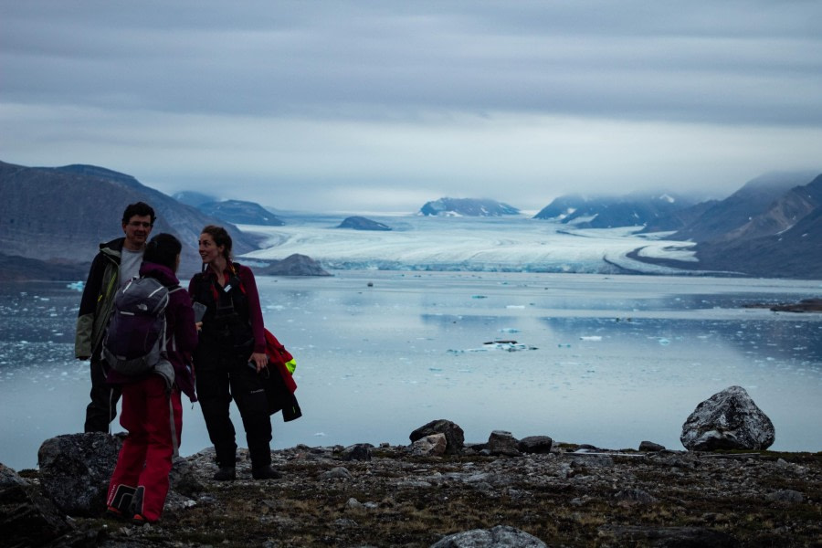 PLA11-23, Day 3, Conversation with a view © Unknown photographer - Oceanwide Expeditions.jpg