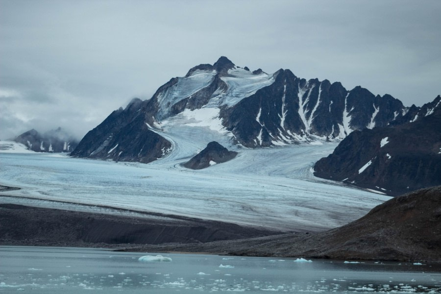 PLA11-23, Day 3, Mountain © Unknown photographer - Oceanwide Expeditions.jpg