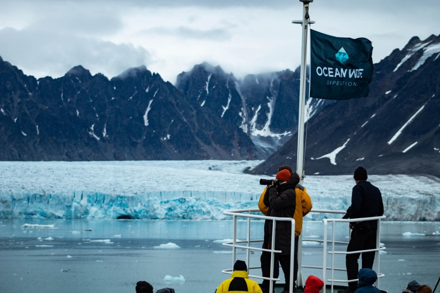 PLA11-23, Day 3, Oceanwide Expeditions Flag 2 © Unknown photographer - Oceanwide Expeditions.jpg