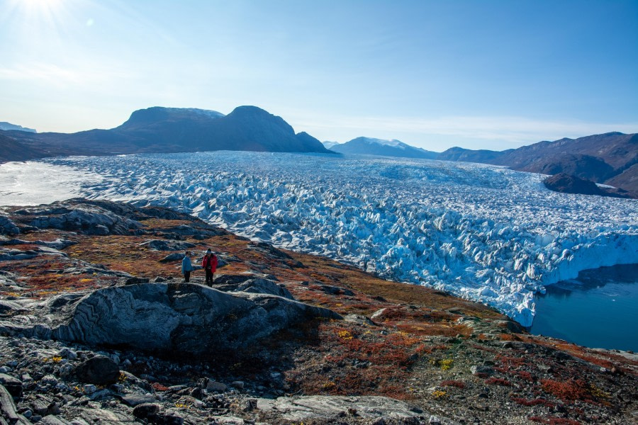 HDS13-23, Day 4, Glacier 2 © Pelin Asfuroglu - Oceanwide Expeditions.jpg