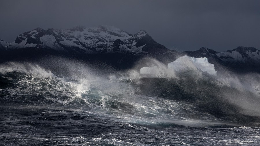 HDS25-24, Day 8, Stormy days 2 © Sara Jenner - Oceanwide Expeditions.jpg