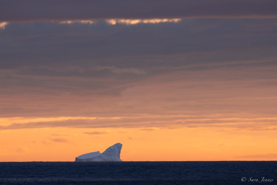 HDS26-24, Day 9, Sunrise © Sara Jenner - Oceanwide Expeditions.jpg