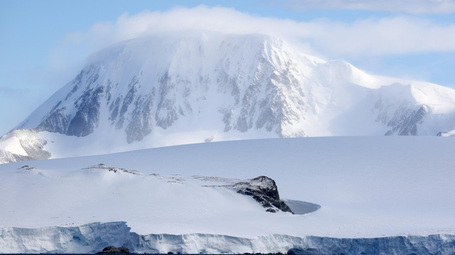 PLA27-24, Day 5, RegisPerdriat (148) @ Regis Perdriat - Oceanwide Expeditions.JPG