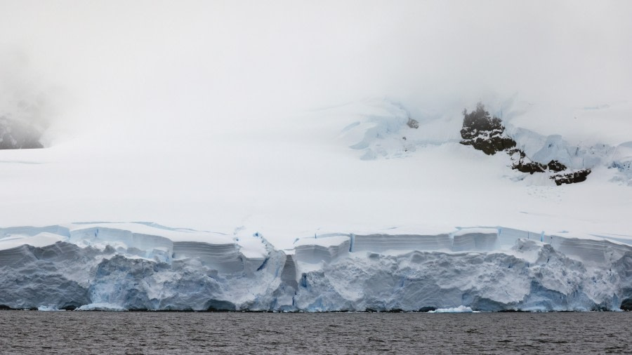 PLA28-24, Day 4, RegisPERDRIat (2) © Regis Perdriat - Oceanwide Expeditions.JPG