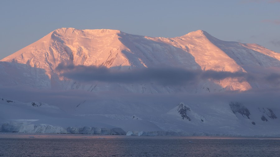 PLA28-24, Day 5, RegisPERDRIAT (39) © Regis Perdriat - Oceanwide Expeditions.JPG