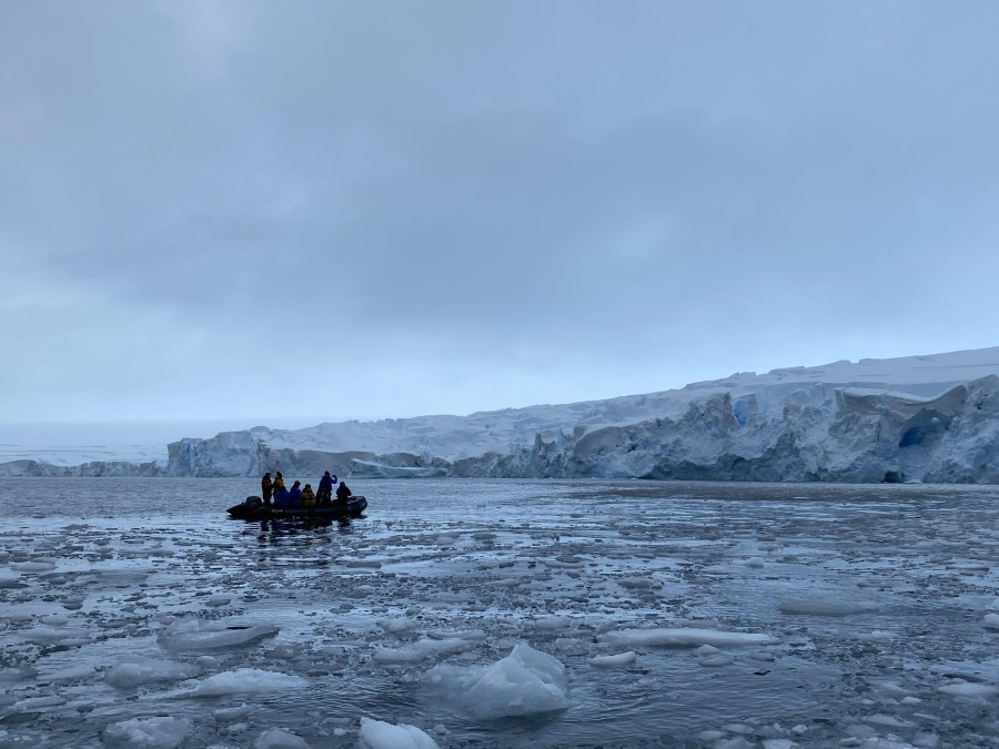 PLA30-24, Day 6, IMG_8485~photo @ Koen Jongerling - Oceanwide Expeditions.jpg