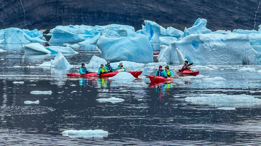 Antarctic Sound – Fridtjof Sound – Devil Island