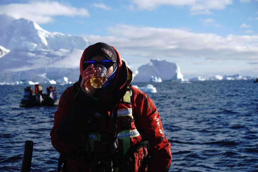 PLA32-24, Day 6, DSC05790 @ Unknown photographer - Oceanwide Expeditions.JPG