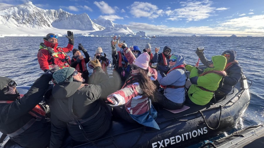 PLA32-24, Day 6, FullSizeRender_19 @ Unknown photographer - Oceanwide Expeditions.jpg