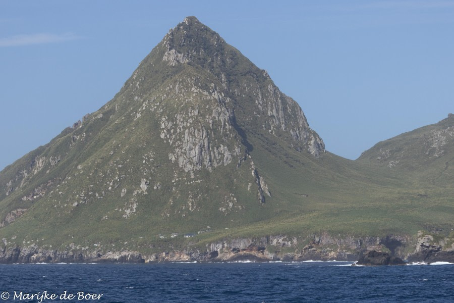 Nightingale I. Inaccessible I. and Tristan da Cunha