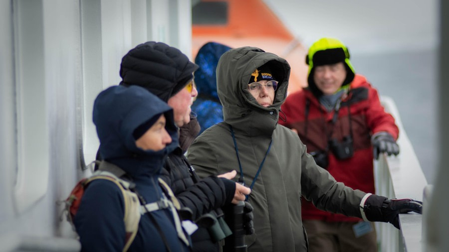 PLA01-24, Day 9, PAZ_4239 © Alexander Romanovskiy - Oceanwide Expeditions.jpg