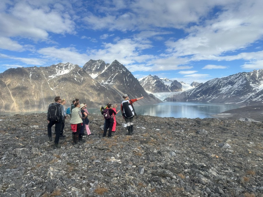 OTL03-24, Day 2, Tinoyrebukta-Barbara Post (7) © Barbara Post - Oceanwide Expeditions.jpeg