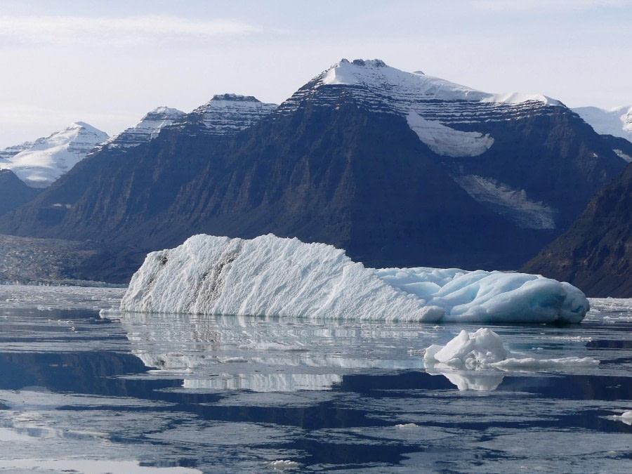 Trip log | PLA11-24 | Spitsbergen - Northeast Greenland Trip log | PLA11-24 | Spitsbergen - Northeast Greenland