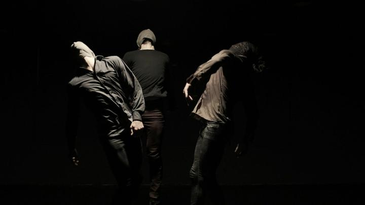 OddLab: Momentum by CocoonDance company
