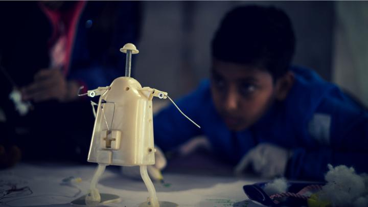 A Two-Day Tinkering Workshop
