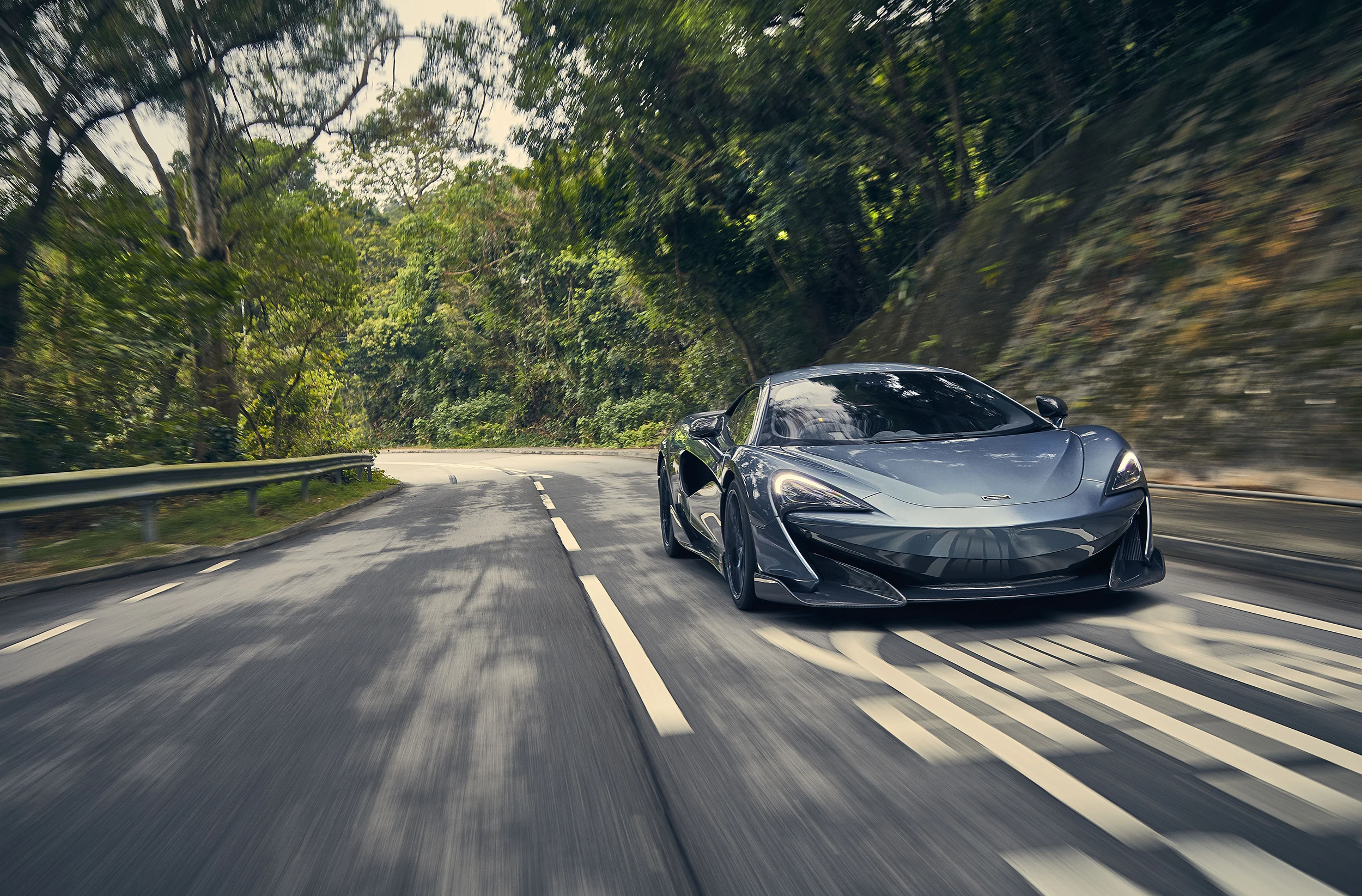 McLaren 600LT Lifestyle Image