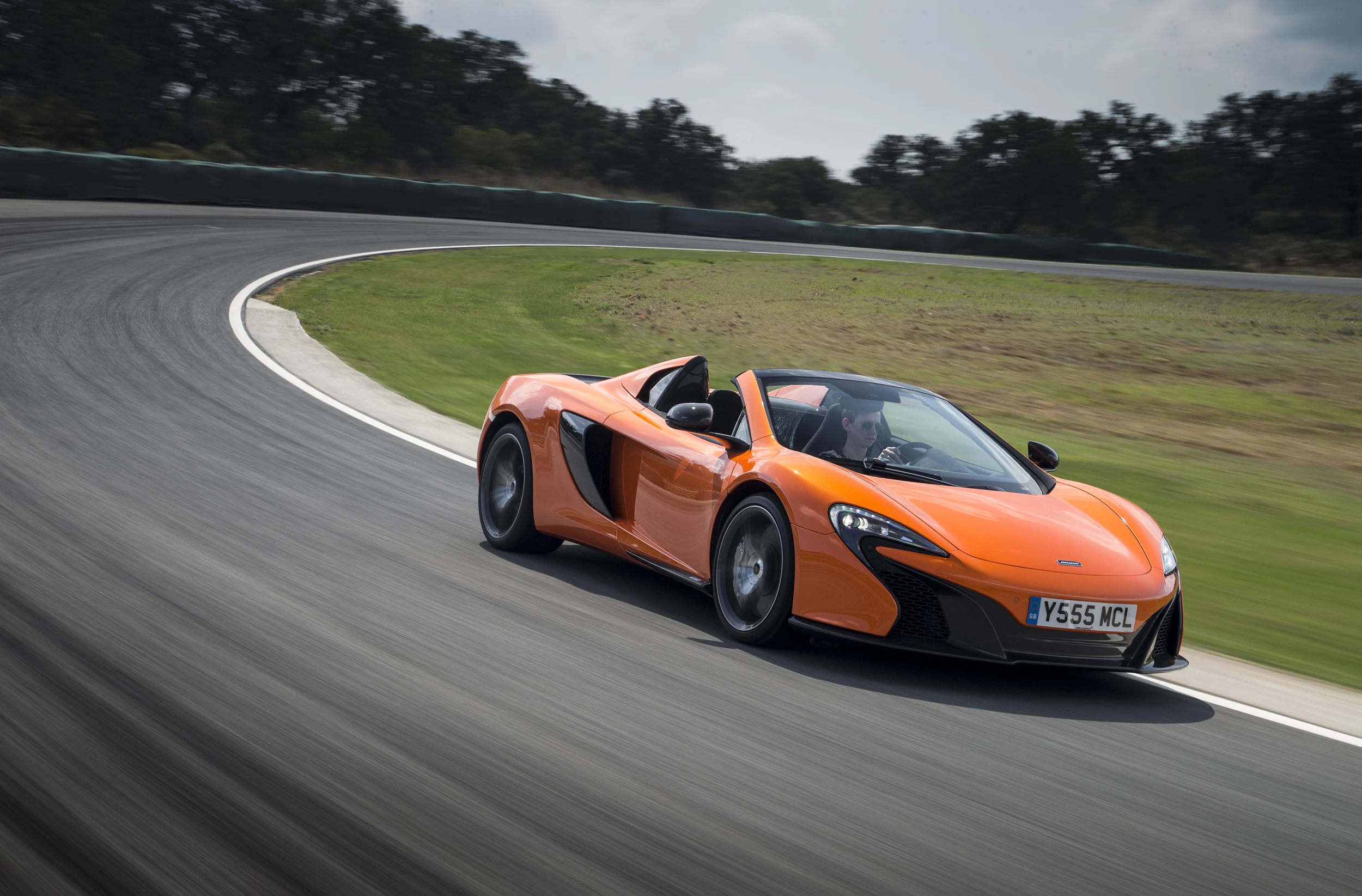 McLaren 650S Lifestyle Image