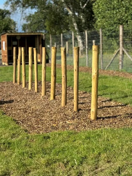 Grow Walkies - Chiddingfold secure private dog field in GU8 4SL