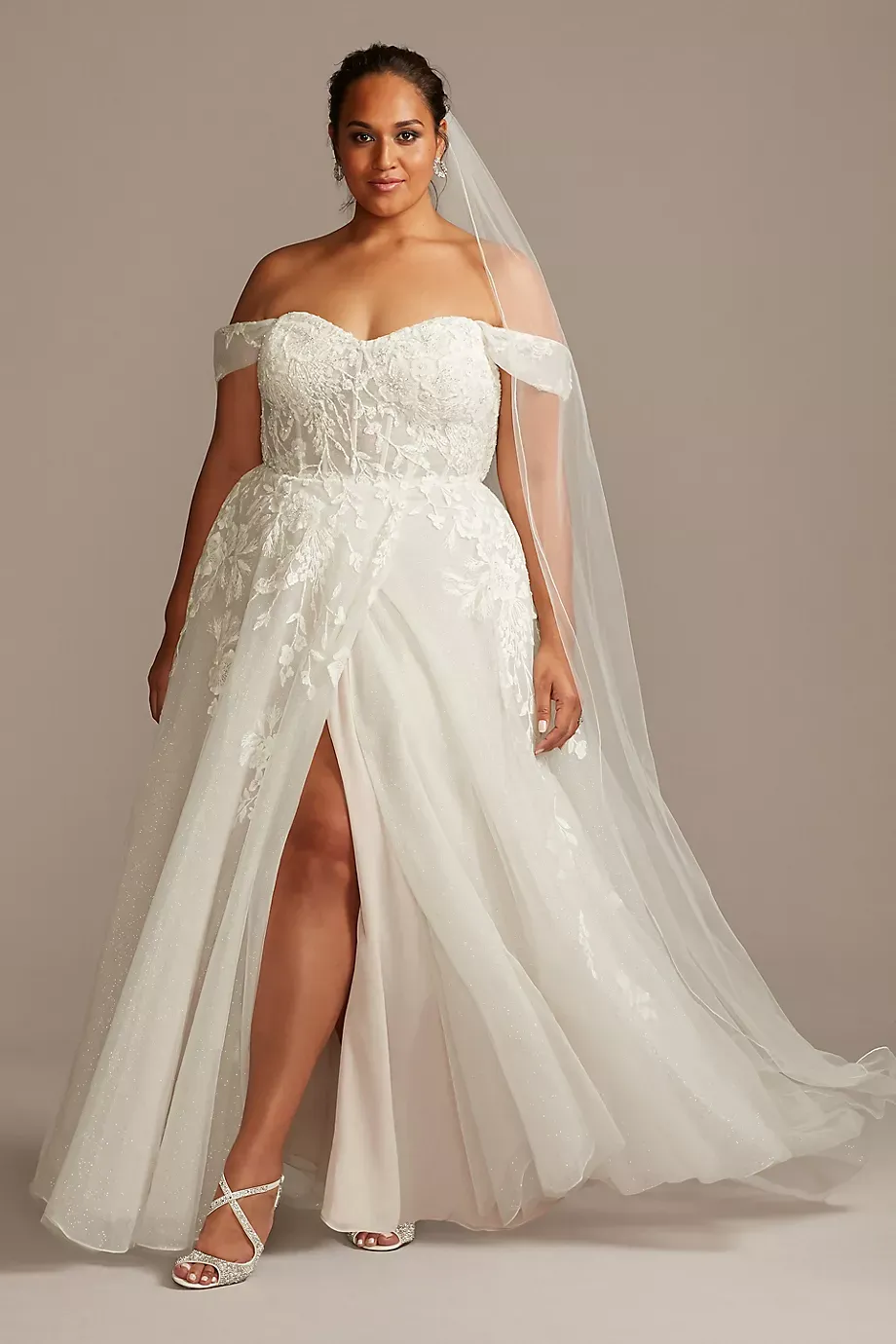 Galina Signature Floral Tulle Wedding Dress With Removable Sleeves in Solid Ivory Size: 26W David's Bridal