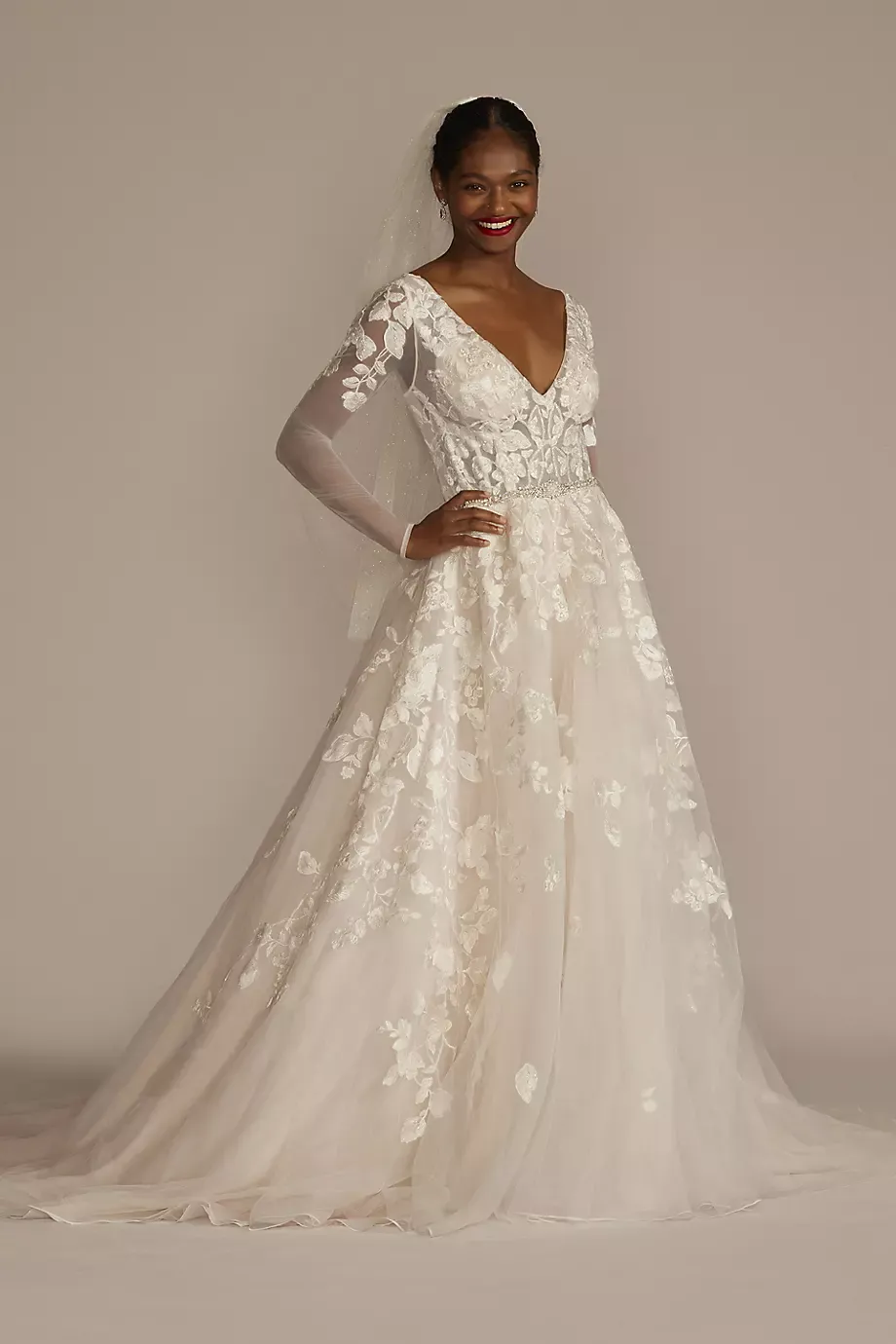 Galina Signature Illusion Long Sleeve Wedding Dress in Ivory/Cashmere Size: 0 David's Bridal