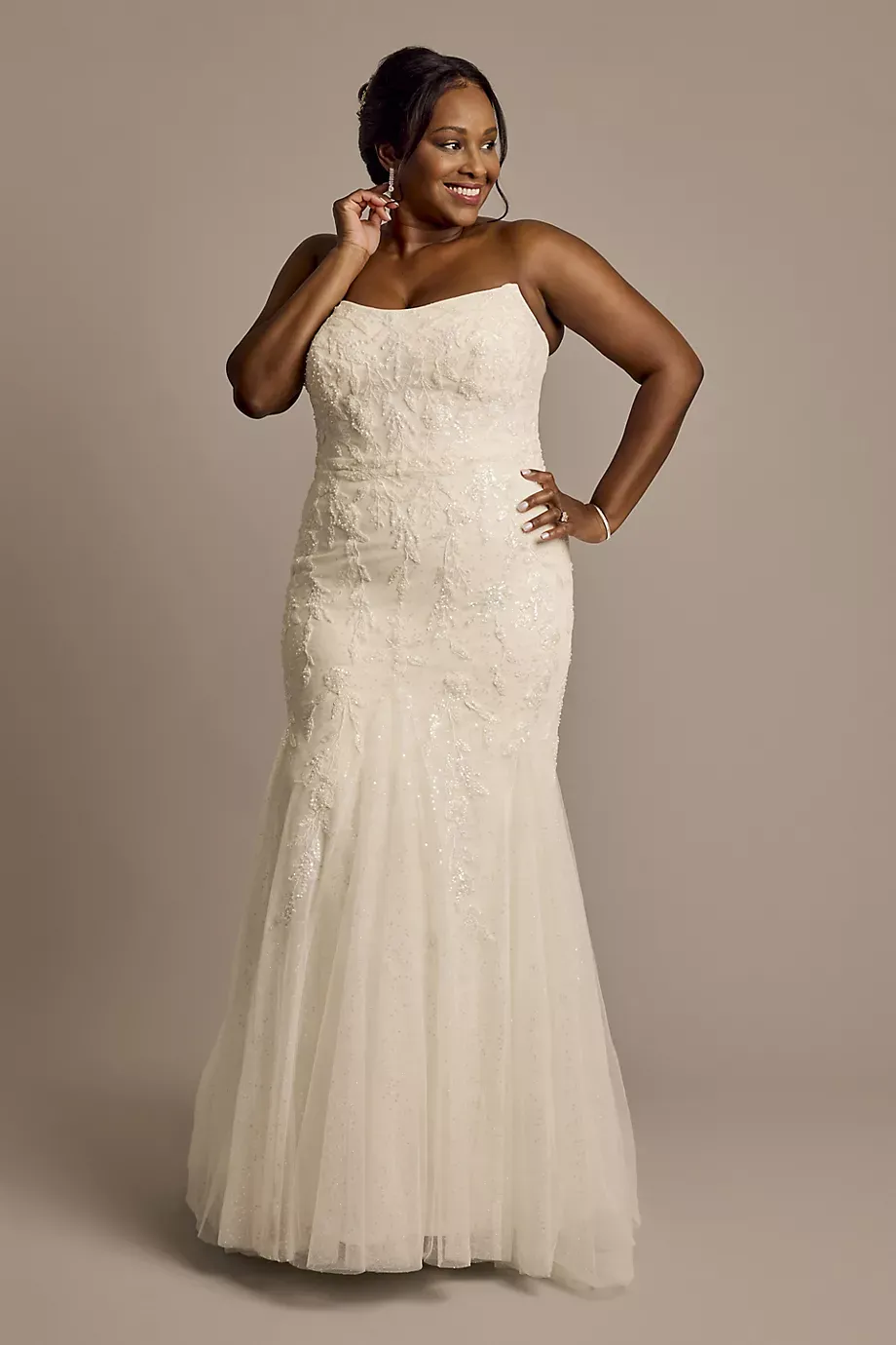 Galina Signature Cat-Eye Neckline Strapless Mermaid Wedding Dress in Ivory Size: 18W David's Bridal
