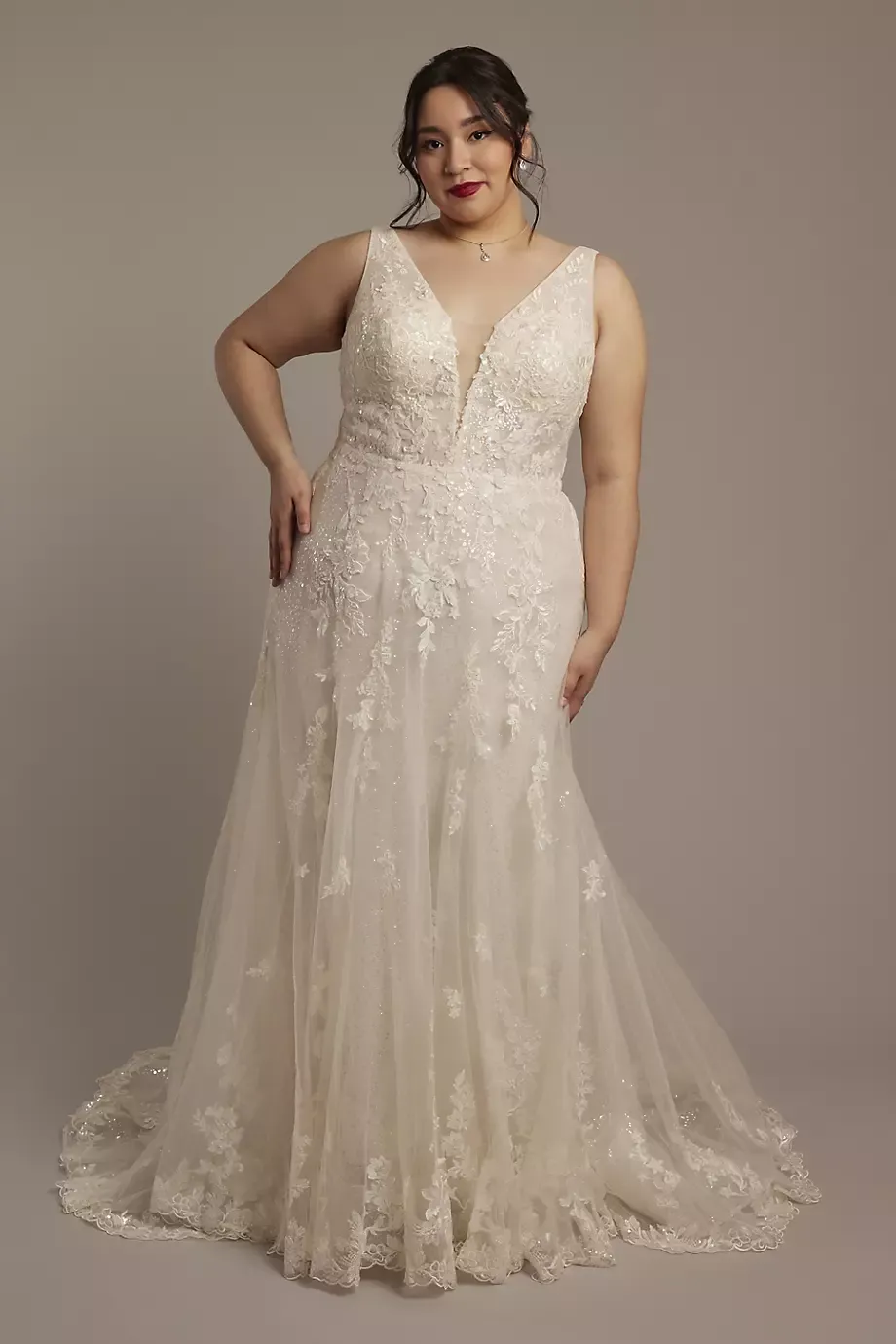 Galina Signature Tulle Plunging Tank A-Line Wedding Dress in Solid Ivory Size: 4 David's Bridal
