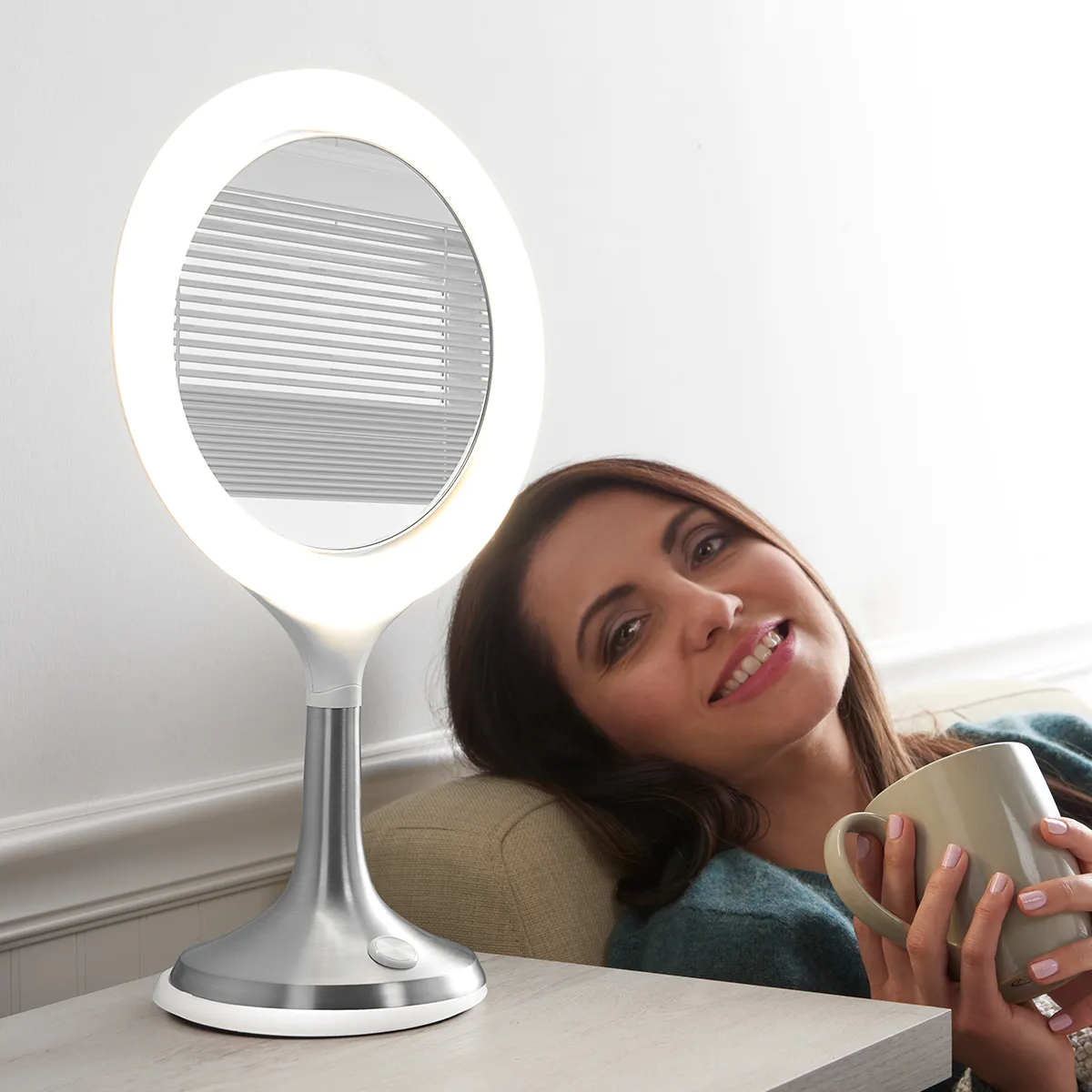 S. A.D. Therapy Mirror