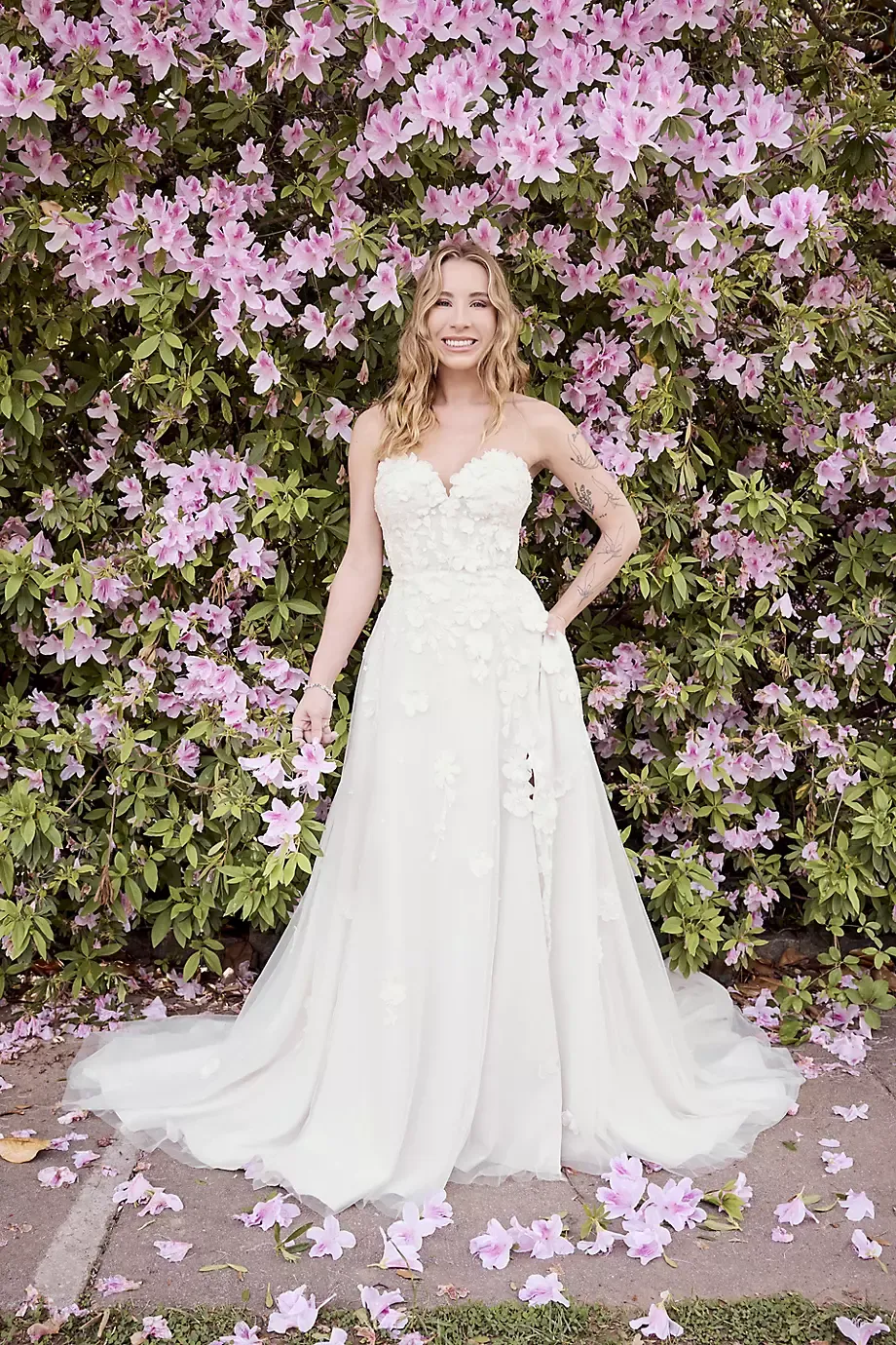 Melissa Sweet Tulle Sweetheart Wedding Dress With 3D Flowers in Ivory/Sand Size: 10 David's Bridal