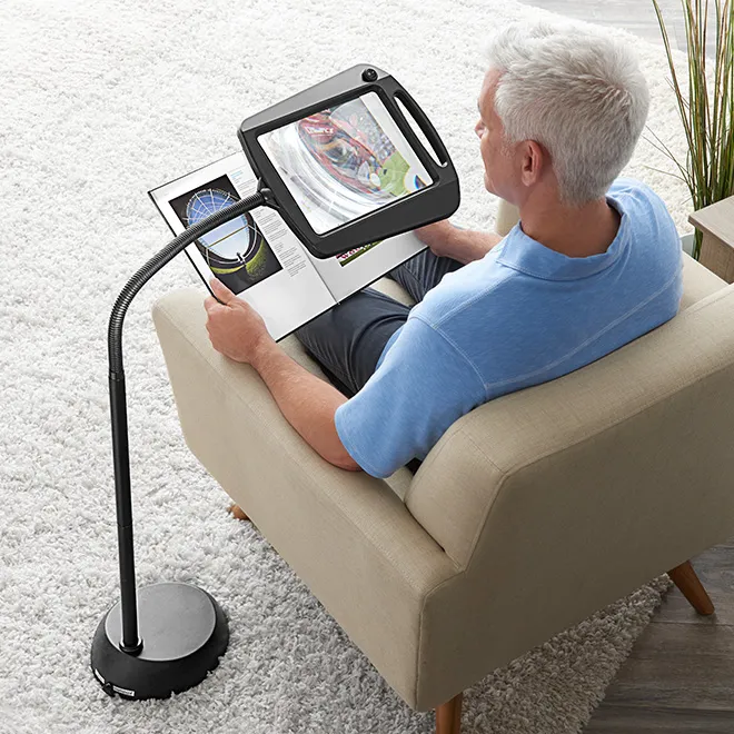 Full-Page Floor Magnifying Lamp - Bronze