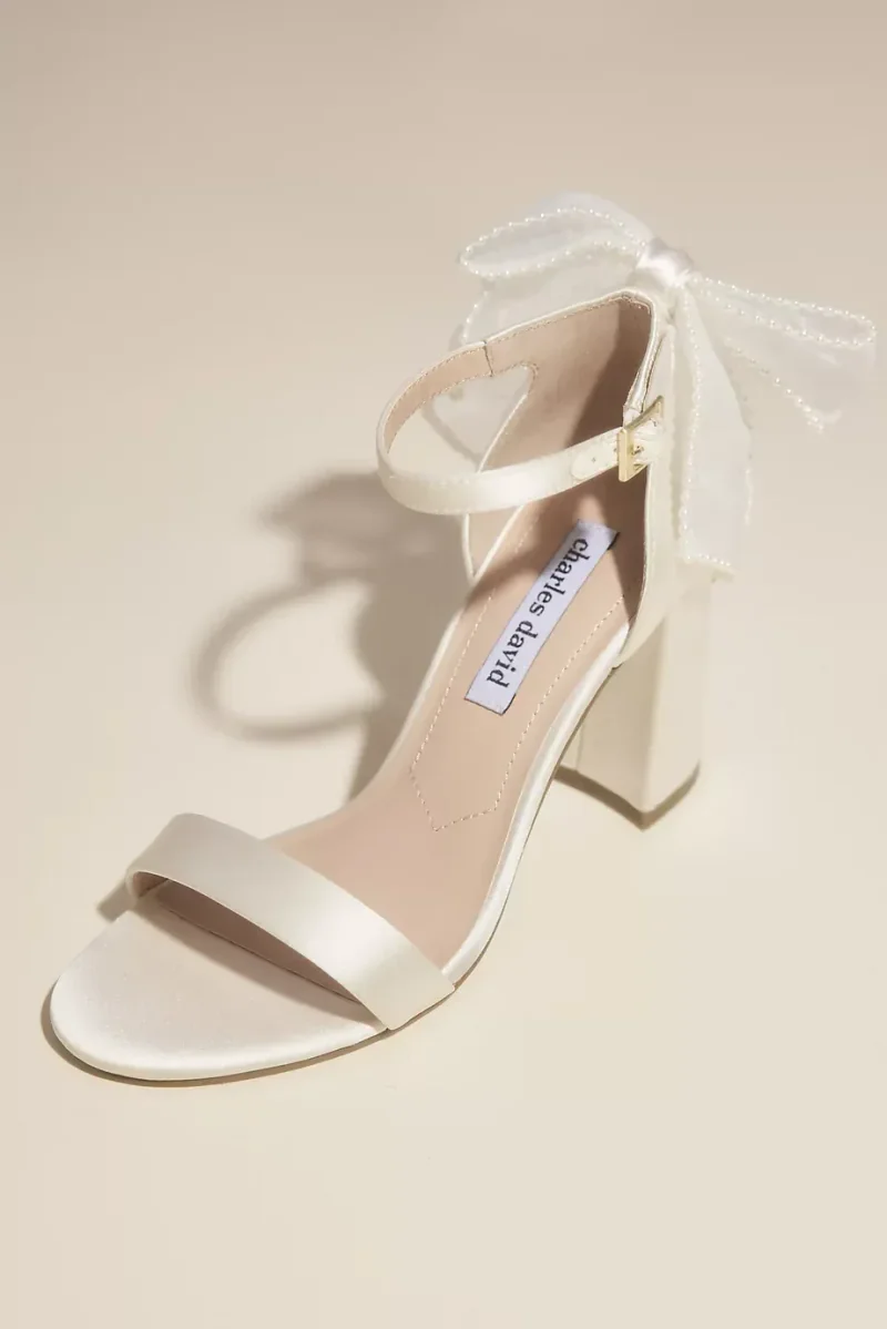 Charles By Charles David Tulle Pearl Bow Block Heel Sandals in Ivory Size: 9.5 David's Bridal