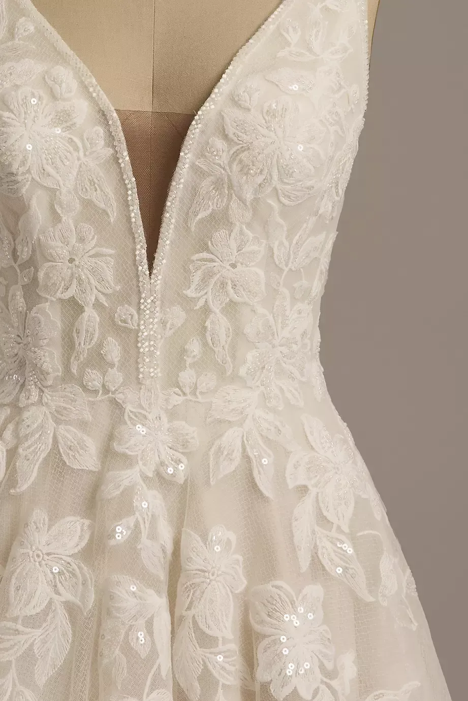 Galina Signature Plunging Tank Tulle Ball Gown Wedding Dress in Ivory/Stone Cocoa Size: 14 David's Bridal