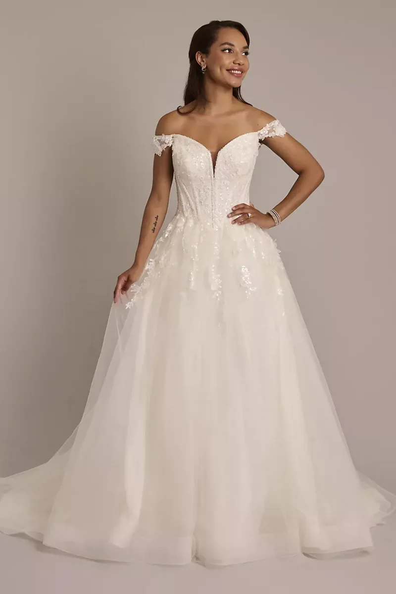 Oleg Cassini Lace And Tulle Ball Gown Wedding Dress in Ivory/Cocoa Size: 28W David's Bridal